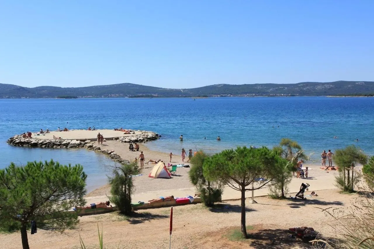 Apartment Dragica Sveti Filip i Jakov Kroatien