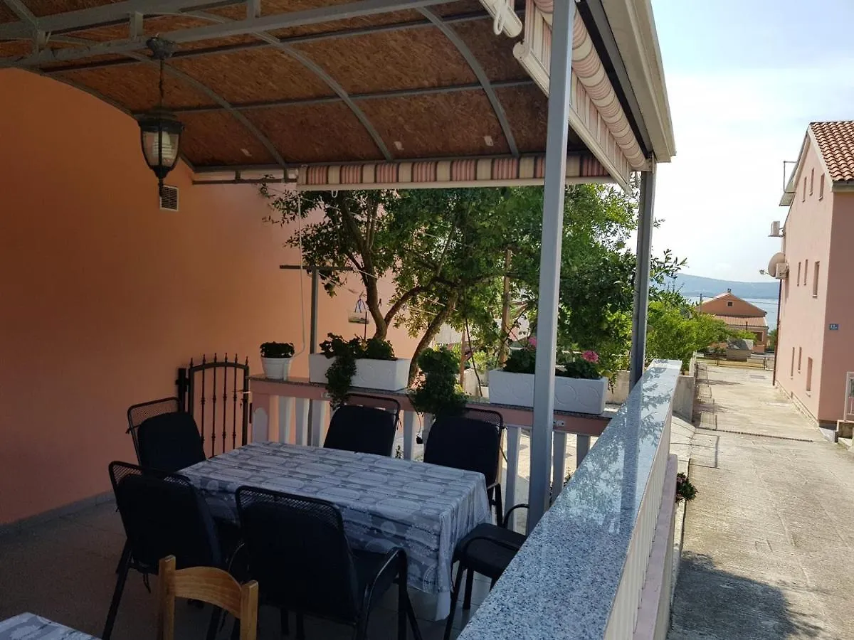 Apartment Dragica Sveti Filip i Jakov